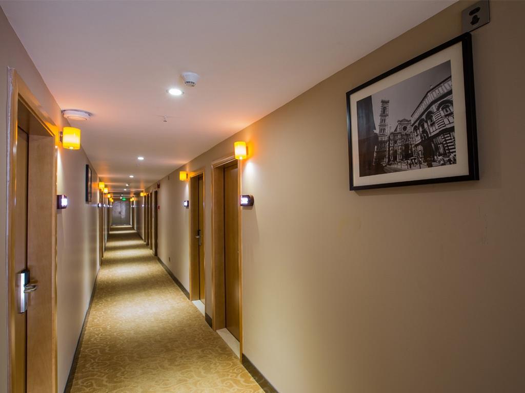 Hotel 7Days Premium Chongqing Hongqihegou Exterior foto