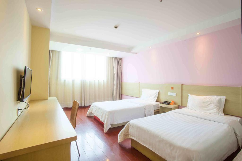 Hotel 7Days Premium Chongqing Hongqihegou Zimmer foto