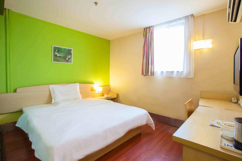 Hotel 7Days Premium Chongqing Hongqihegou Zimmer foto